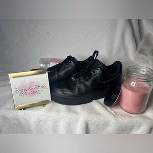 🖤👟Nike Air Force 1s Black 👟🖤